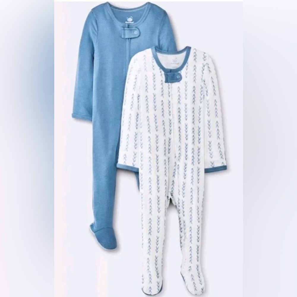 NWT 2pack Cloud Island Footie Sleepers Boys Blue & White 6-9 Month. Baby